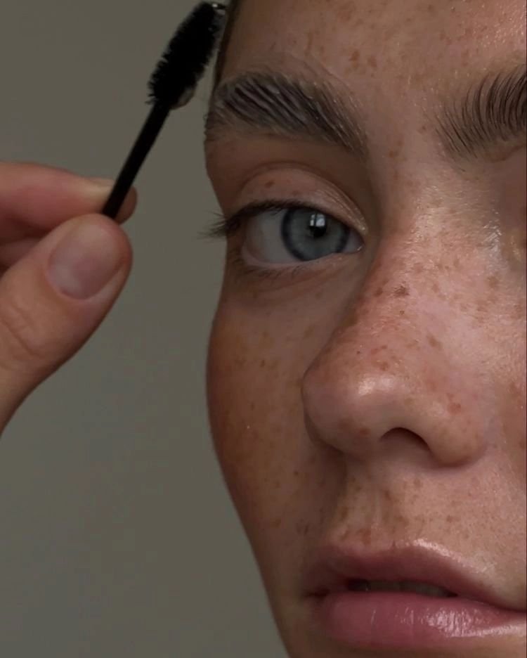 Micropigmentación de cejas